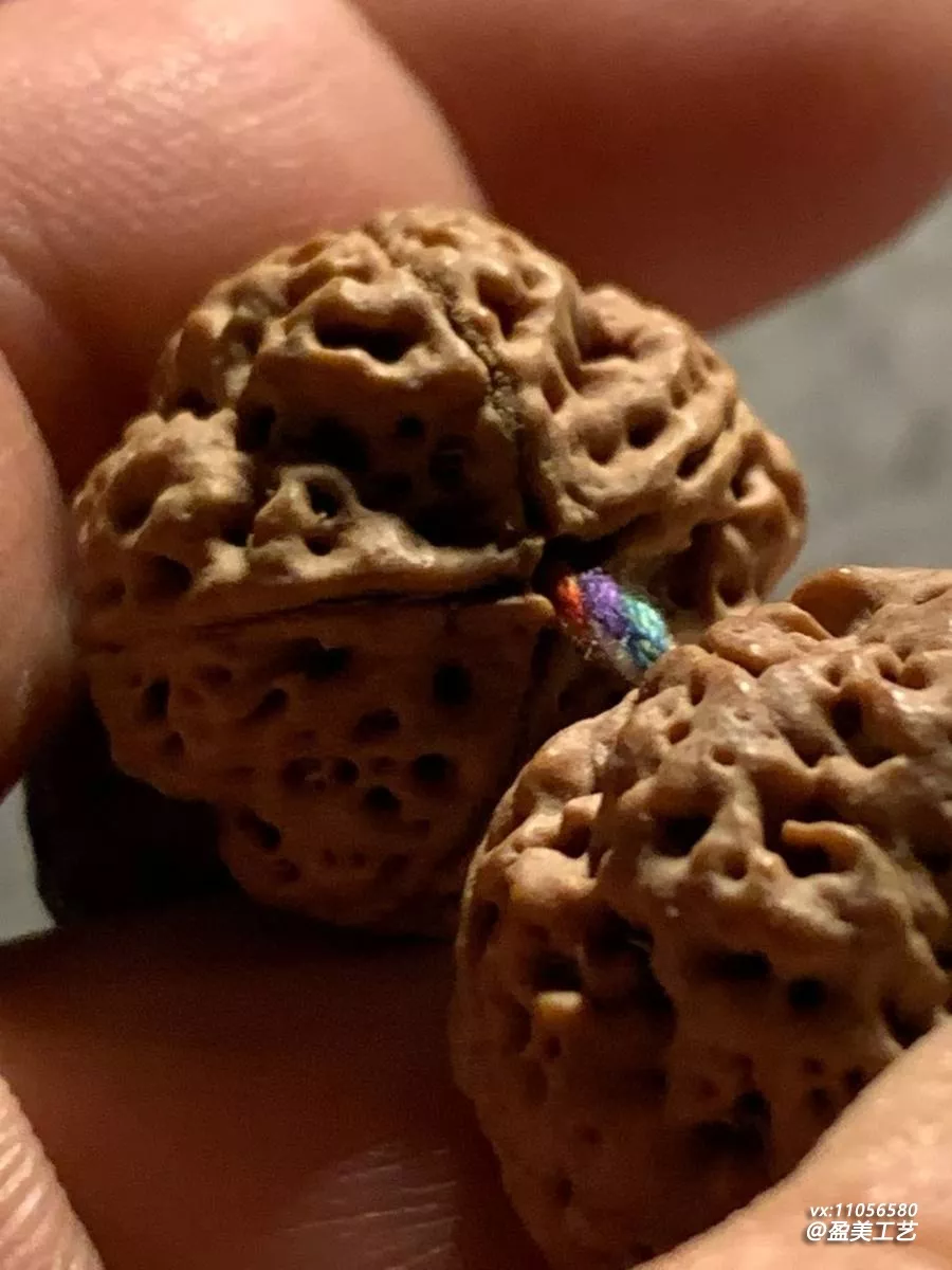 朋友的金刚丢了几颗 帮他补籽重新串了一遍