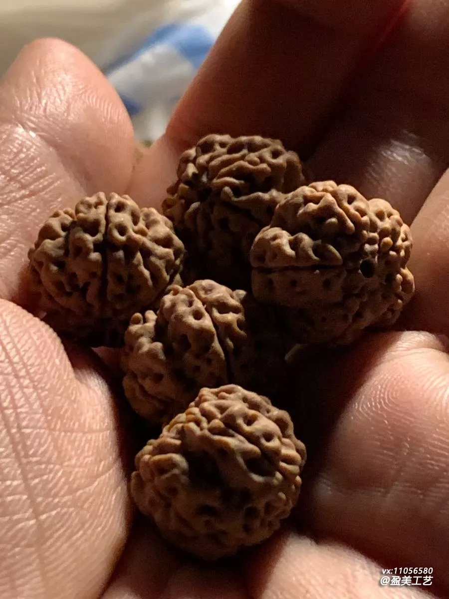 定制金刚怎么选纹路 蜂窝双龙梅花各有什么特点